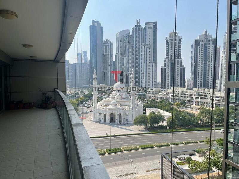 Rent Spacious 2 Bed MBR Boulevard Apartment For In Downtown Dubai_3