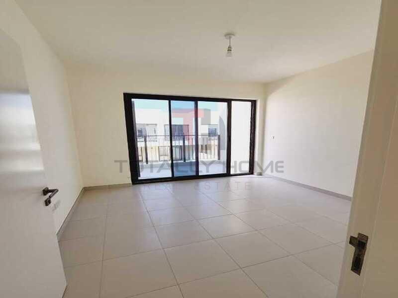 Garden View 3 Bed Park Side 2 Villa For Rent In Dubai South_3