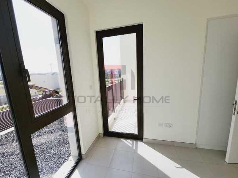 Garden View 3 Bed Park Side 2 Villa For Rent In Dubai South_4